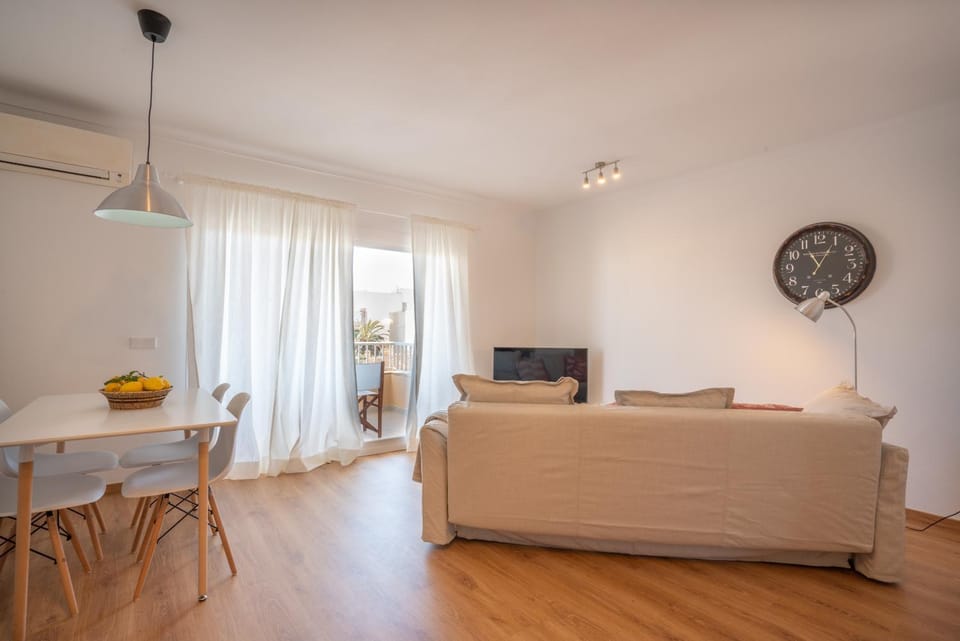 Edificio Príncipe Apartment in Migjorn