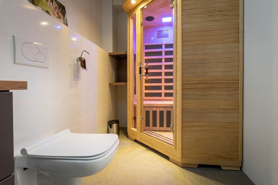 Toilet, Sauna, Bathroom
