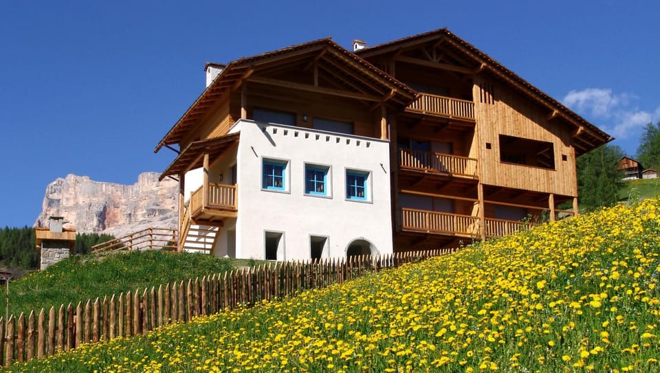 Property building, Garden view