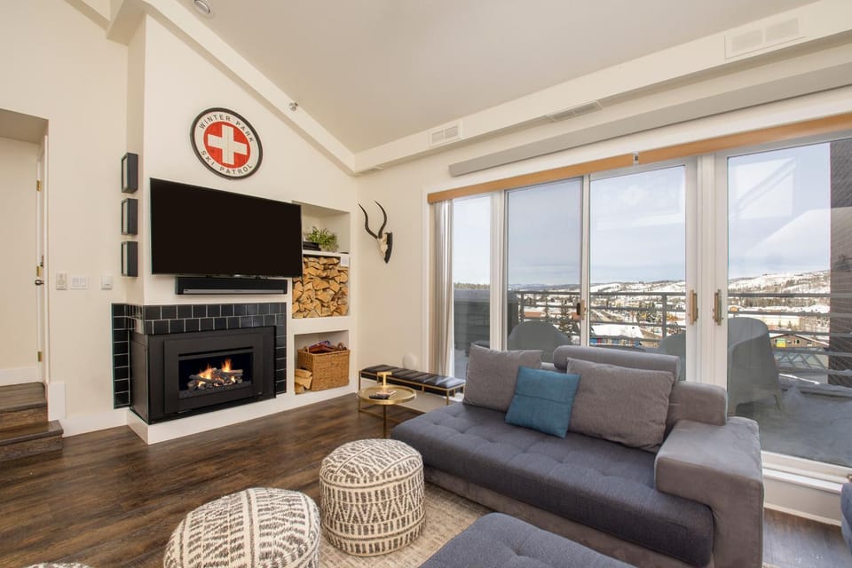TV and multimedia, Living room