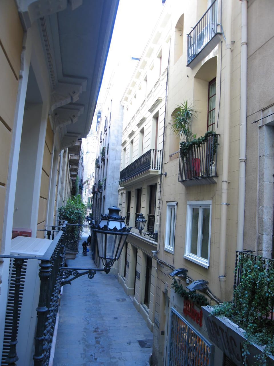 Day, Neighbourhood