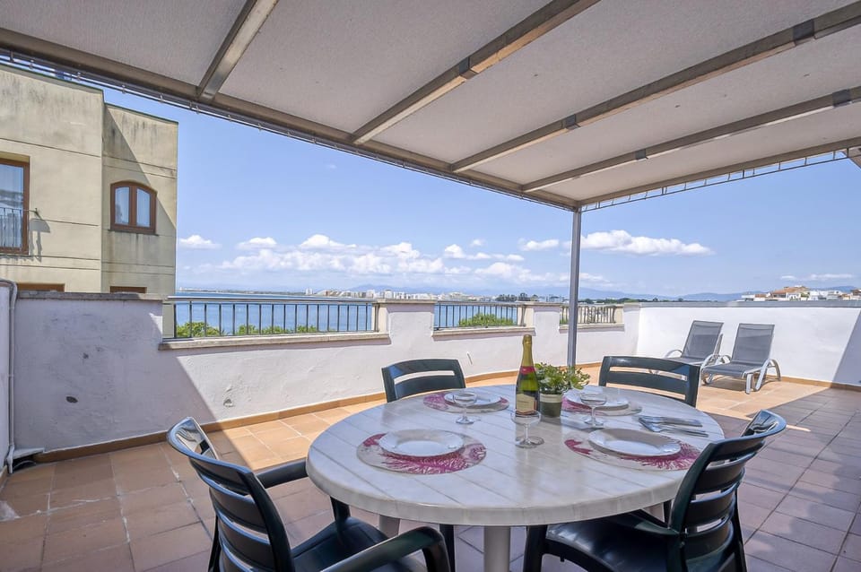 Balcony/Terrace, Balcony/Terrace, Sea view