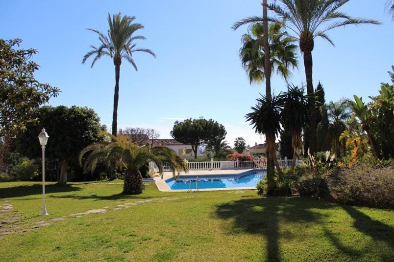 Pool view
