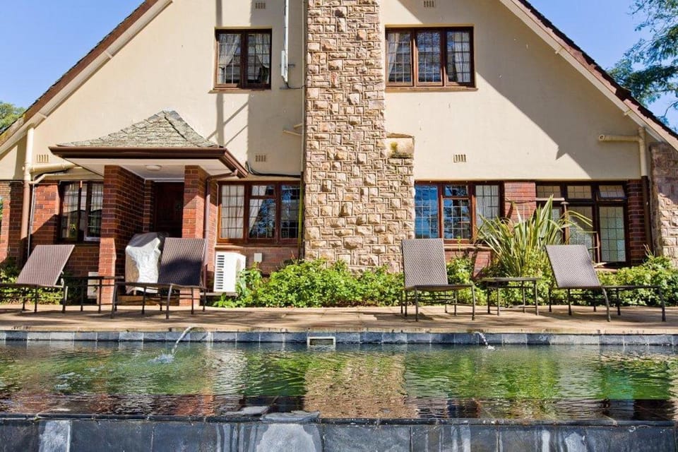 Facade/entrance, Day, Swimming pool, Swimming pool