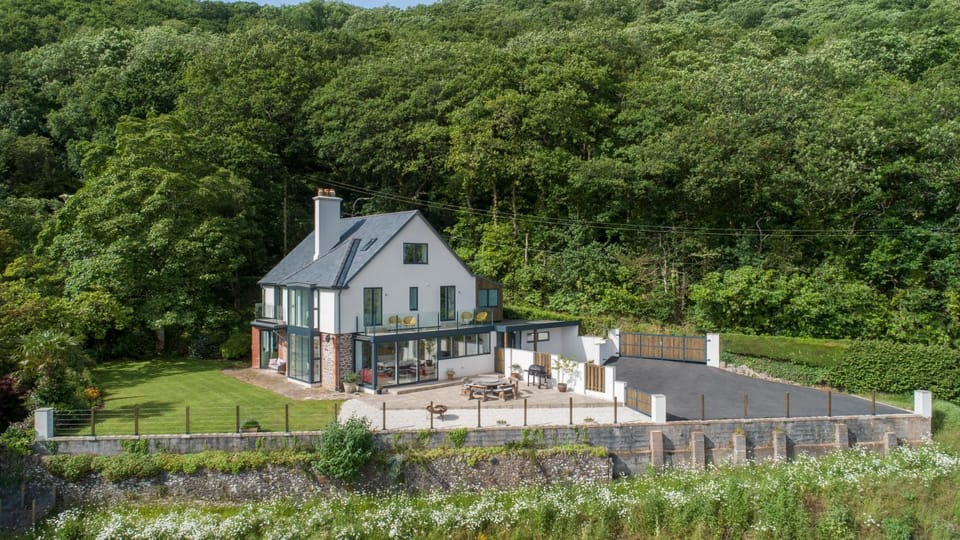 Property building, Bird's eye view