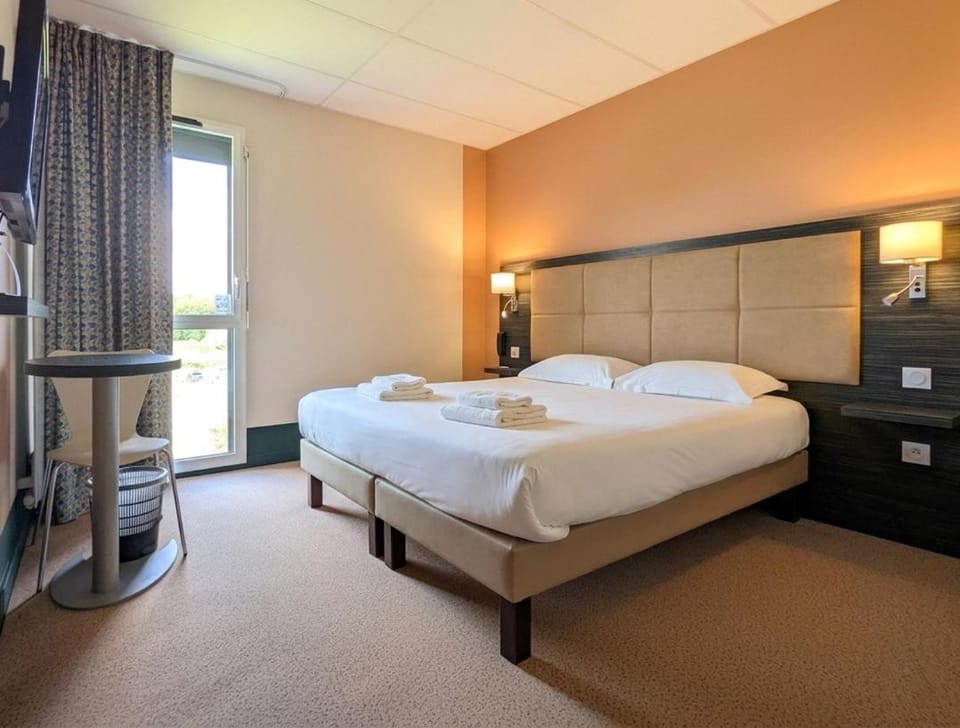 The Originals City, Hôtel La Verriaire, Cholet Sud Hotel in Pays de la Loire