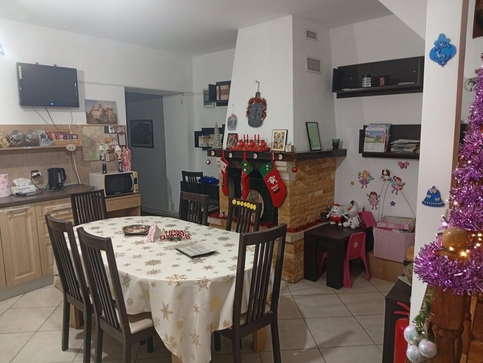Rami House central double rooms Bed and Breakfast in Brasov