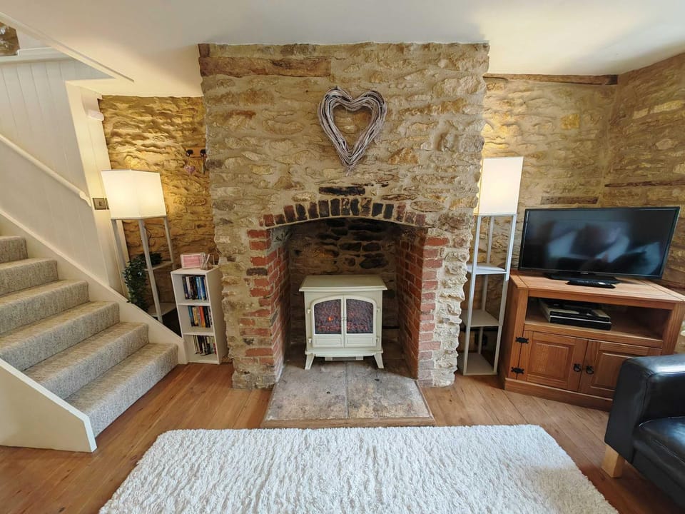 Wishbone Cottage In The Cotswolds House in Cotswold District