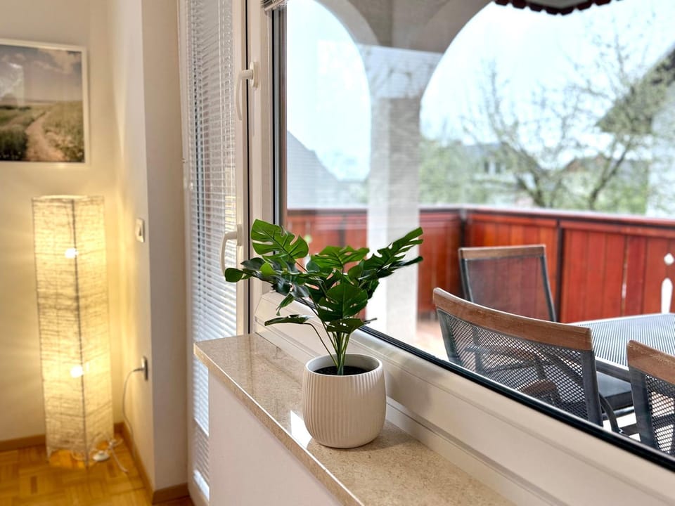 Balcony/Terrace, Living room