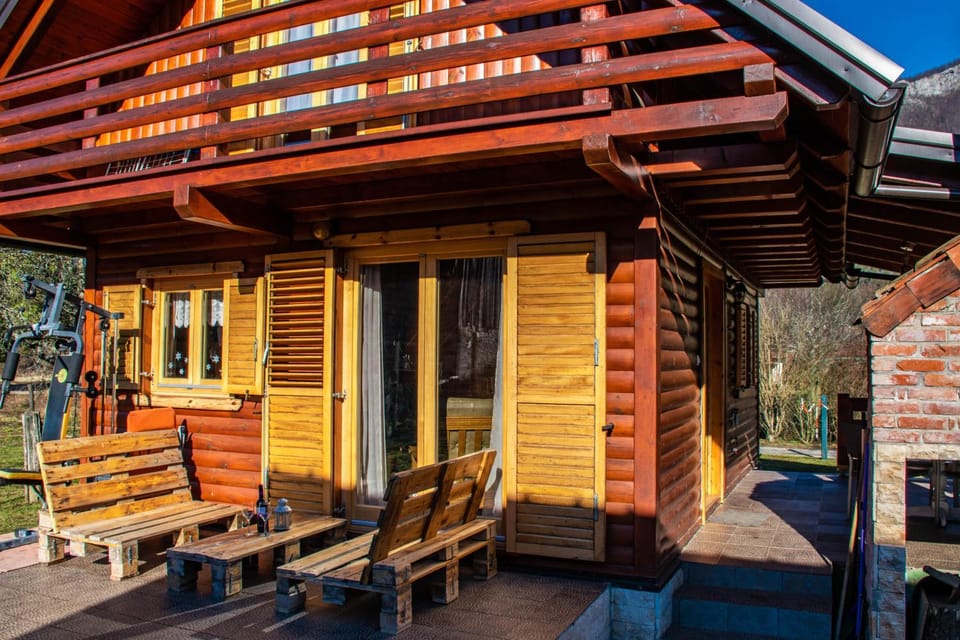 Petit chalet Belosevic House in Primorje-Gorski Kotar County