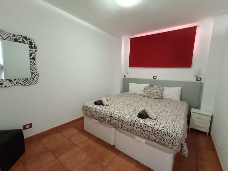 Playa del Inglés 5 min walk from Yumbo! 512 Apartment in Maspalomas