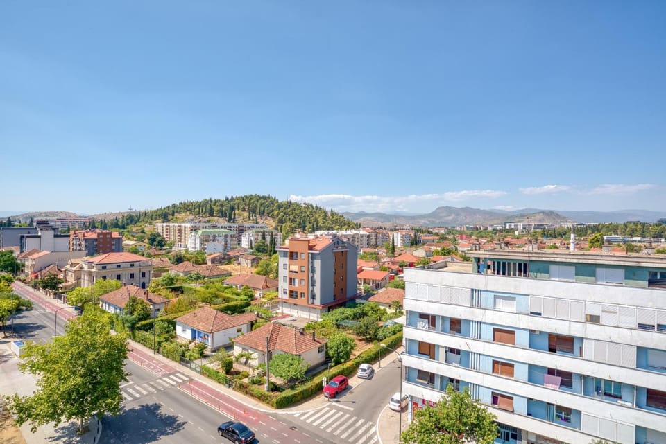 Neighbourhood, City view