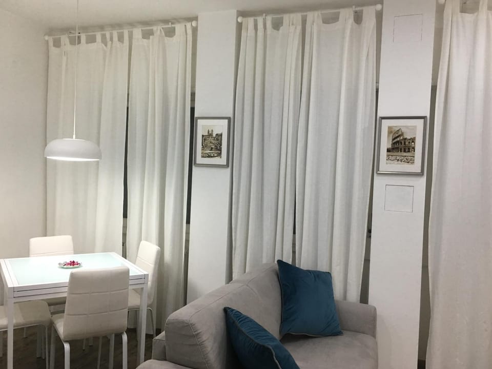 Mamma Roma 151 Apartment in Rome