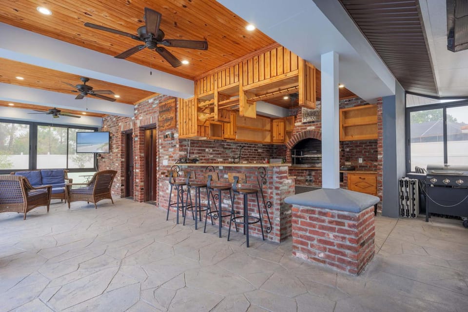 Patio, BBQ facilities, Kitchen or kitchenette, Lounge or bar, Seating area, Dining area