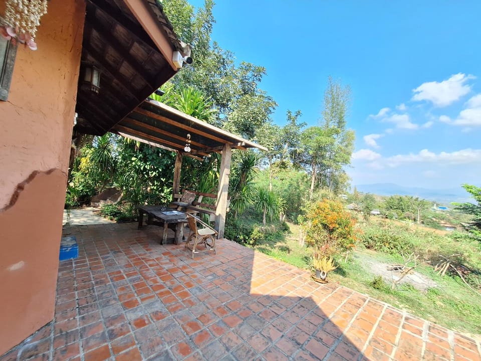 The Lookout Pai - Mountain View Hideaway Bed and Breakfast in Thailand