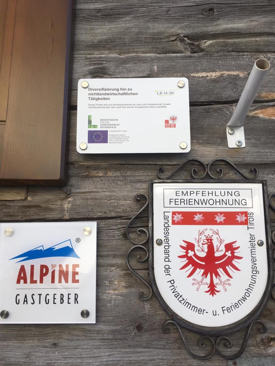 Logo/Certificate/Sign