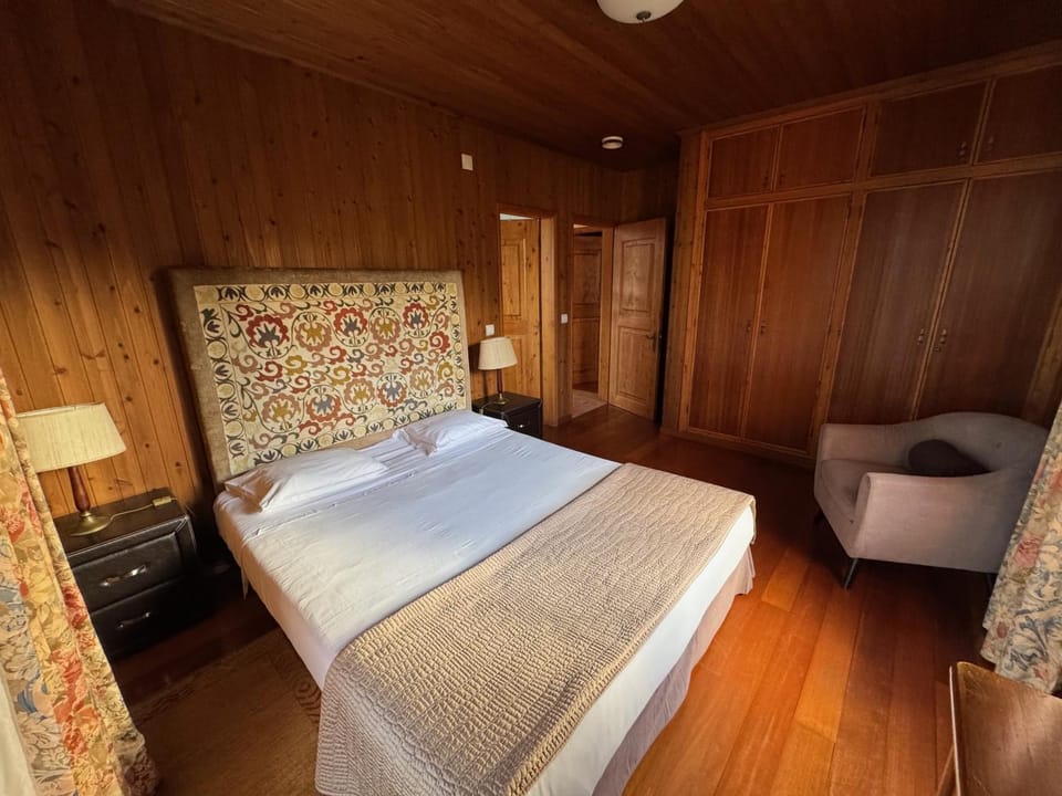 Bed, Bedroom, wardrobe