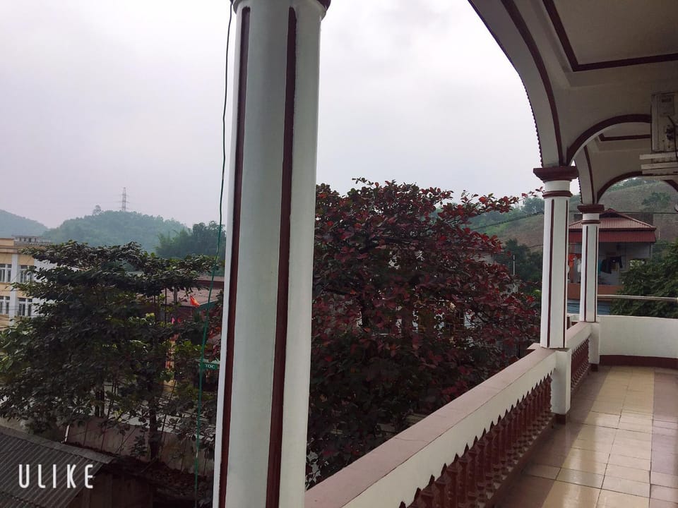 Vân Anh Guesthouse Motel in Vietnam