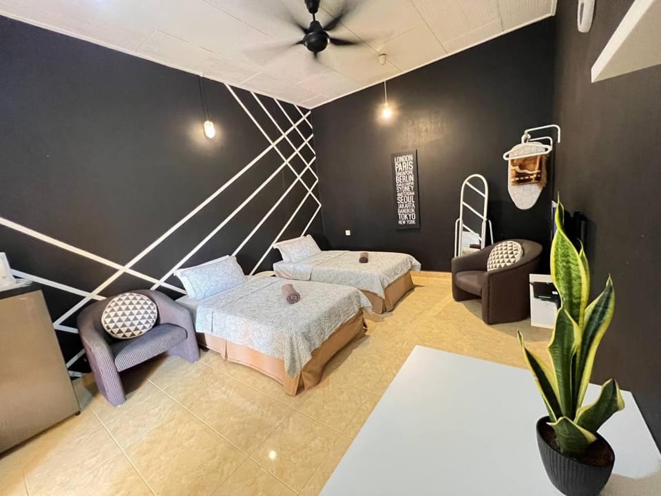 HIPSTER STUDIO at Kuala Berang for 2Pax -Free Netflix & Wifi House in Terengganu, Malaysia