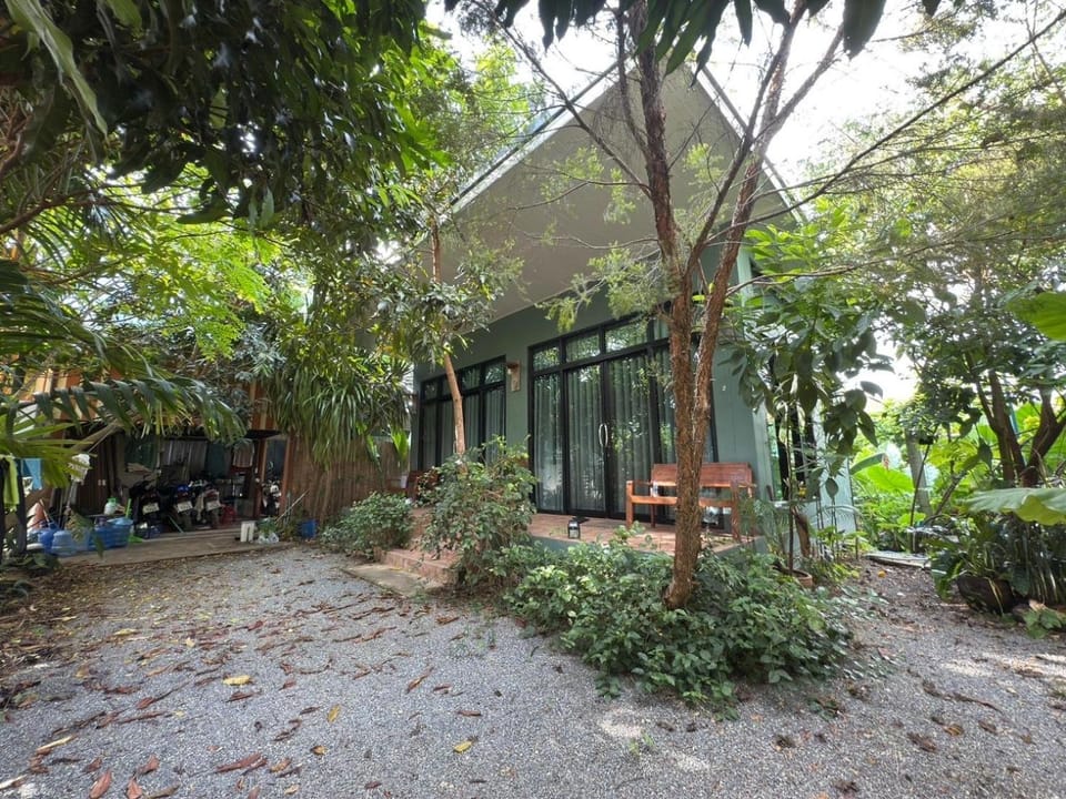 Baan Laanta@Lanta Bed and Breakfast in Sala Dan