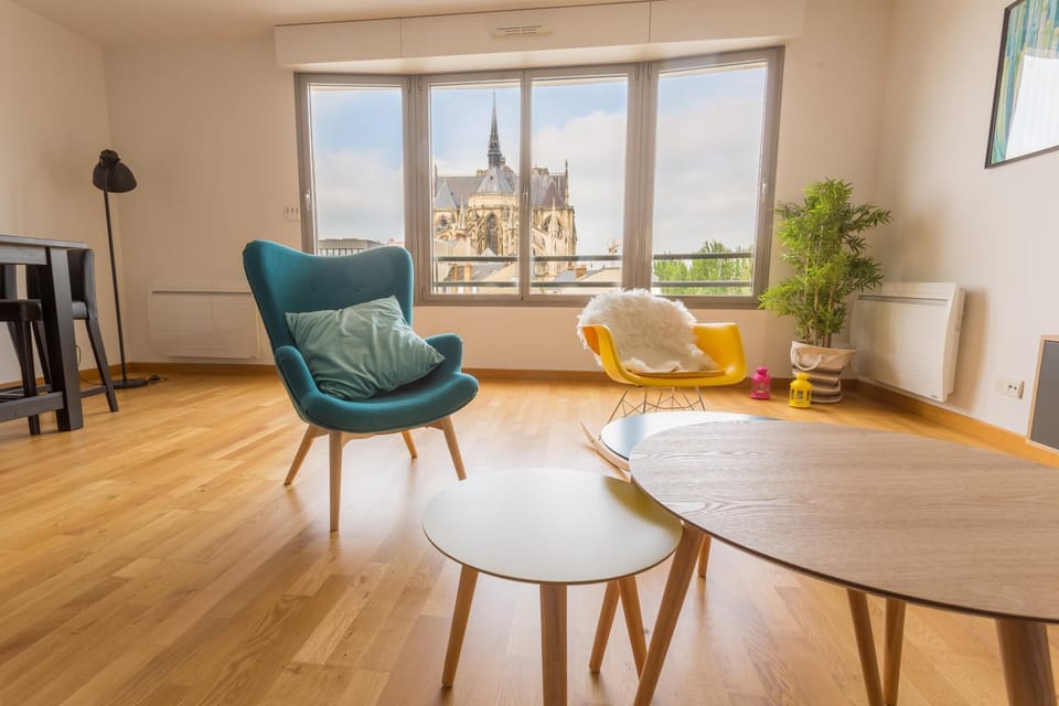Living room, City view