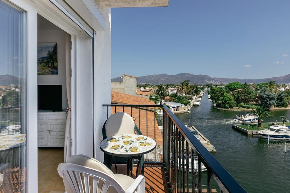Balcony/Terrace, Balcony/Terrace