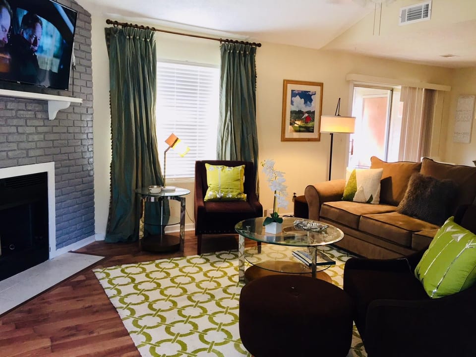 Southern Sophistication at the Park Apartment in North Charleston