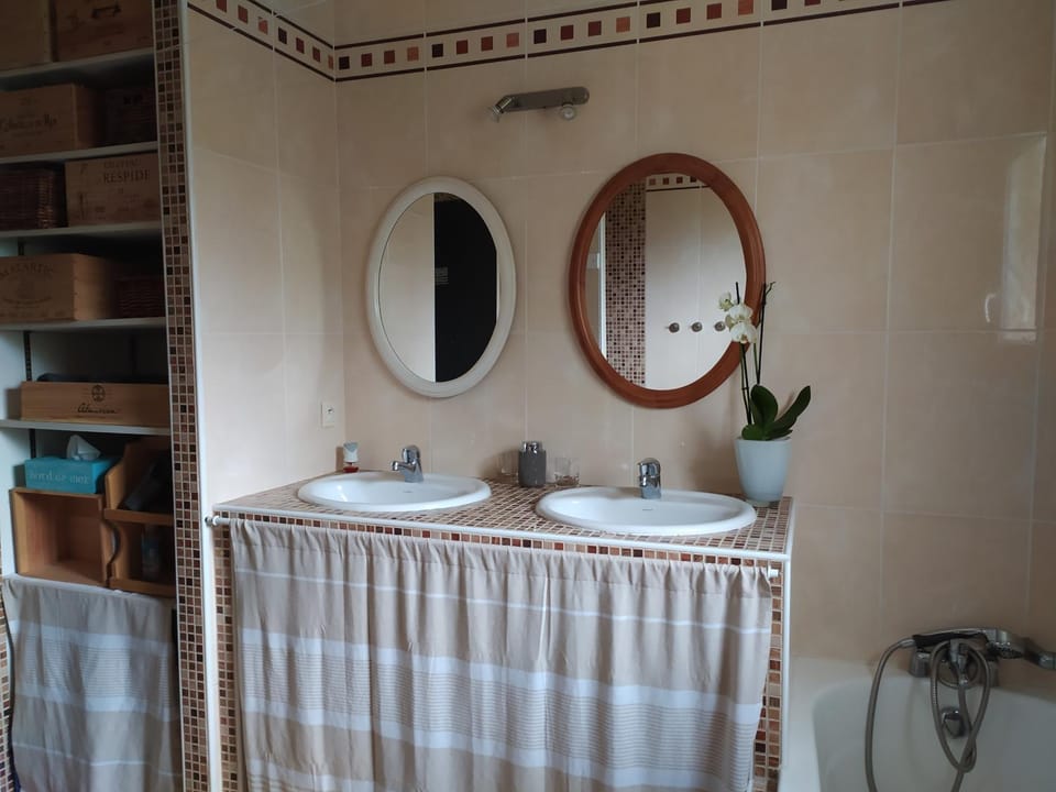 Villa Maryne Bed and Breakfast in Andernos-les-Bains
