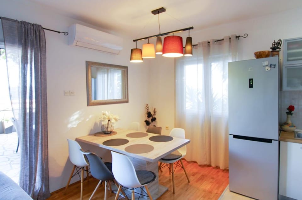 Apartment Bečica Apartment in Split-Dalmatia County
