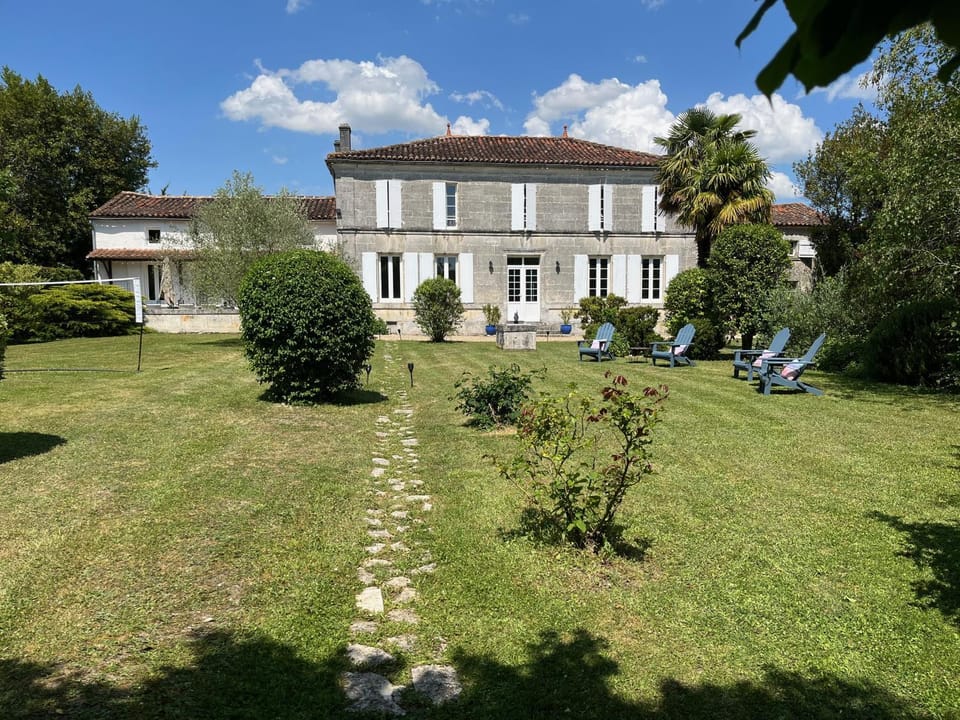 Garden, Seating area, Garden view