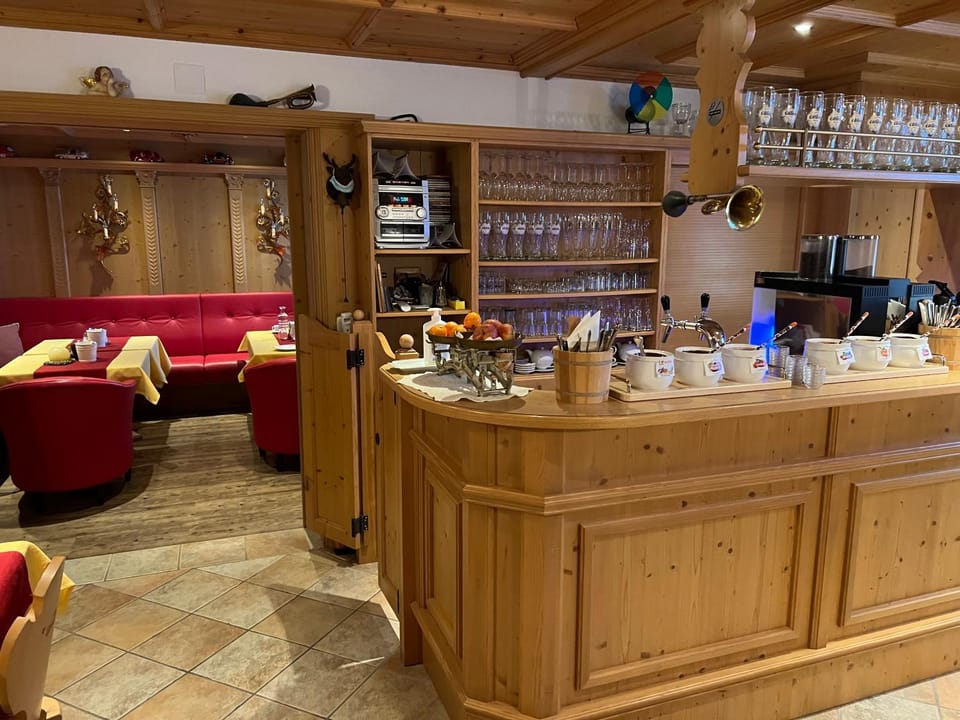 Hotel Garni Gafluna Bed and Breakfast in Saint Anton am Arlberg
