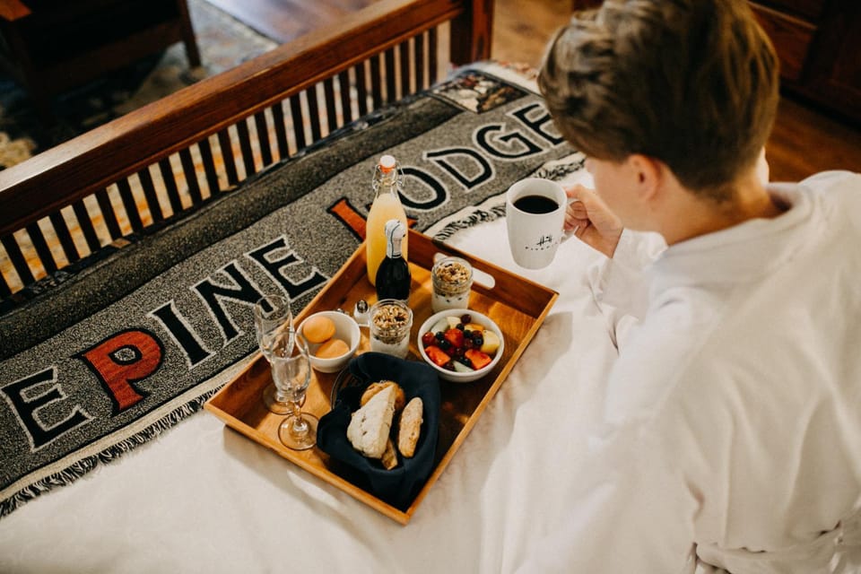 Breakfast, room service