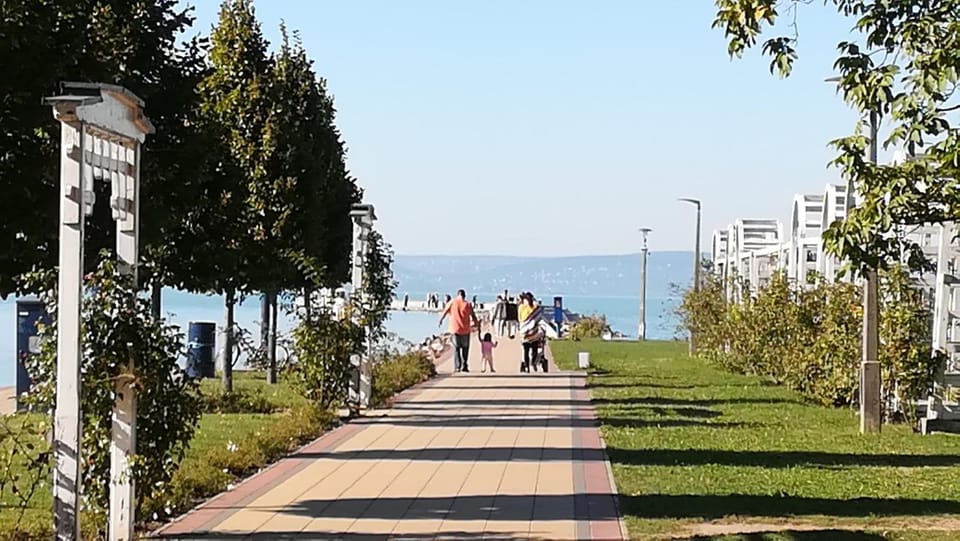 Nearby landmark, Summer, Beach