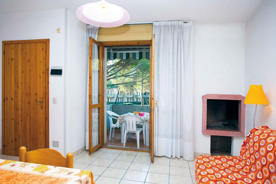 Balcony/Terrace, Living room, Seating area, Dining area