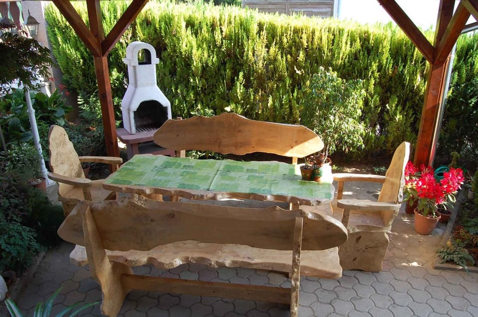 Summer, BBQ facilities