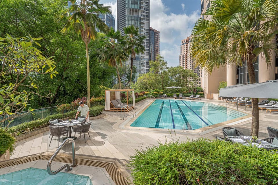 Hot Tub, Swimming pool