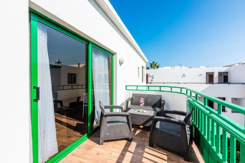 Balcony/Terrace, Inner courtyard view