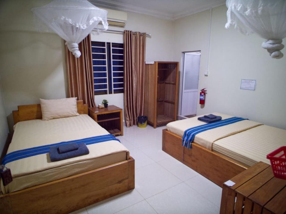 Manel Guesthouse and Restaurant Bed and Breakfast in Cambodia