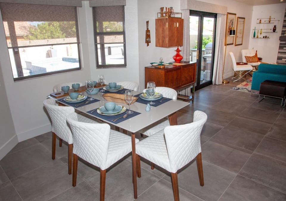 Seating area