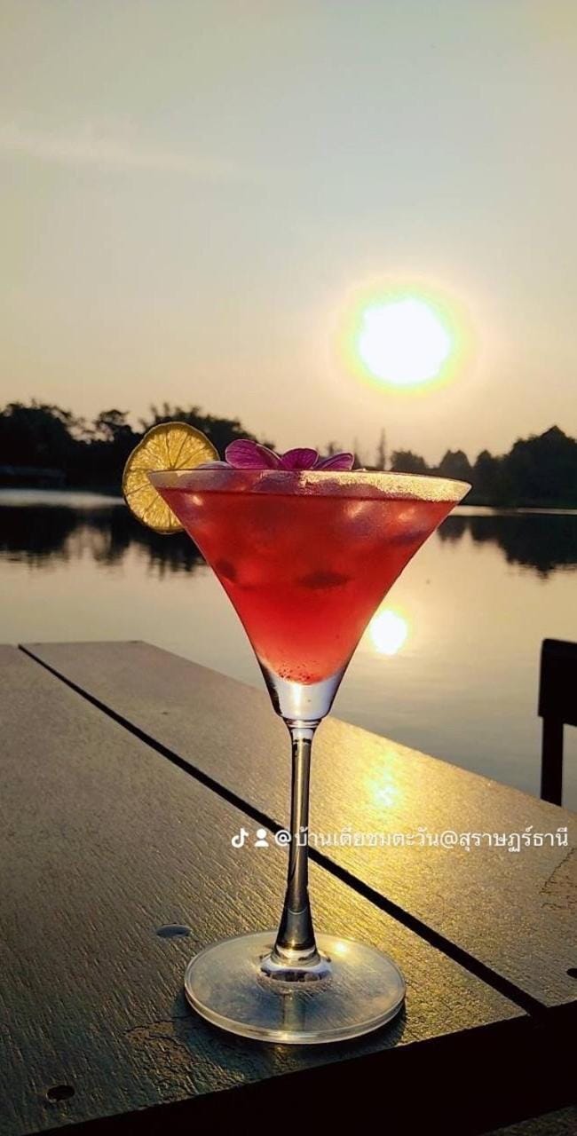 Baantia Chomtawan Bed and Breakfast in Surat Thani Changwat