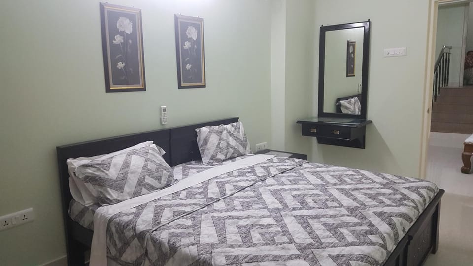 Vazeer Residency Apt 4, 3BHK Fully Furnished House in Hyderabad