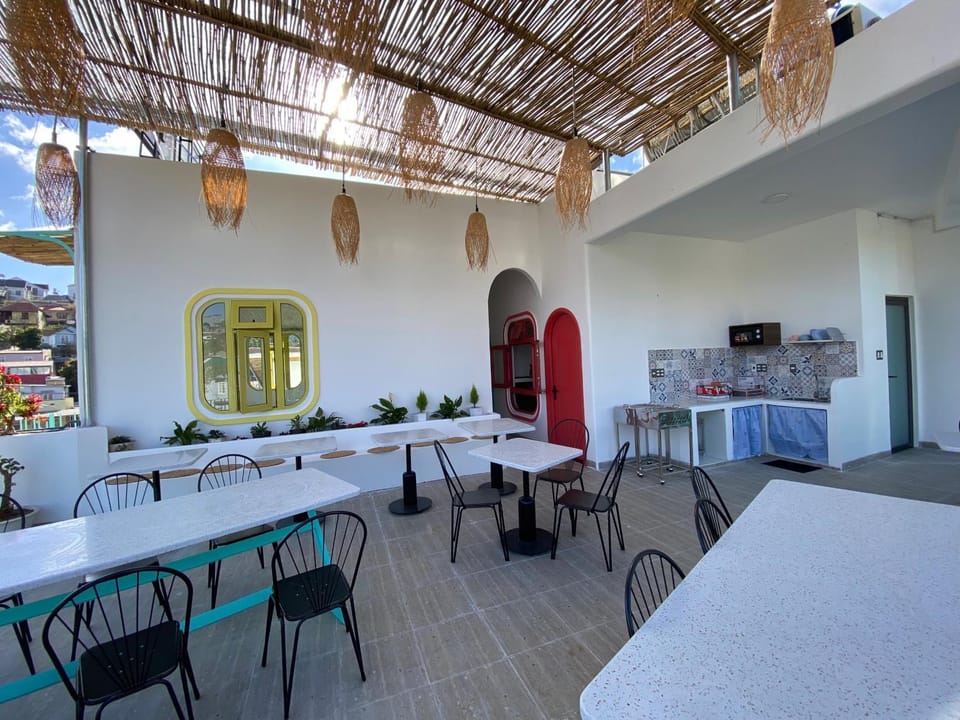 Dining area, Communal kitchen