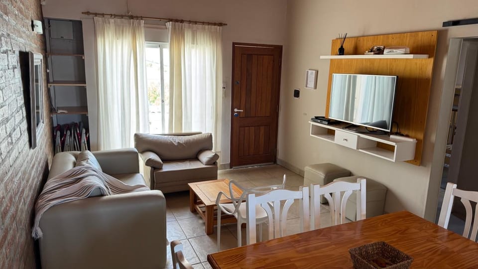 TV and multimedia, Seating area