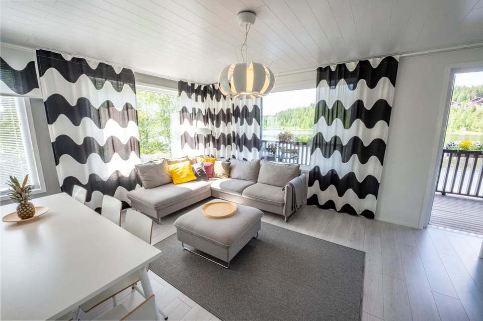 Living room, Photo of the whole room, Seating area