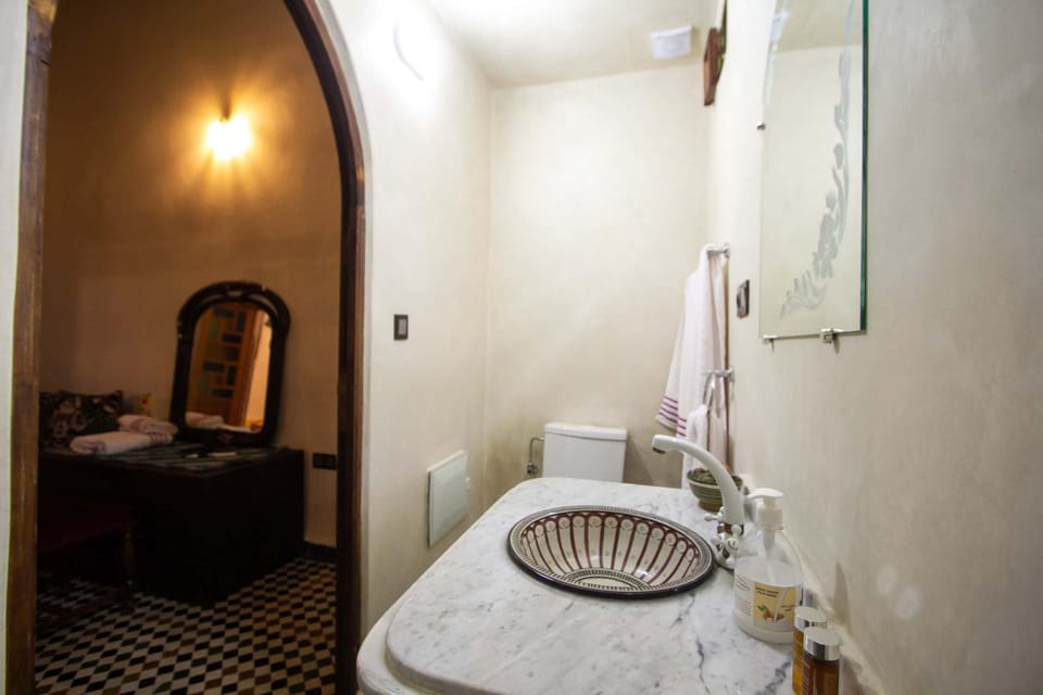 Toilet, Bathroom