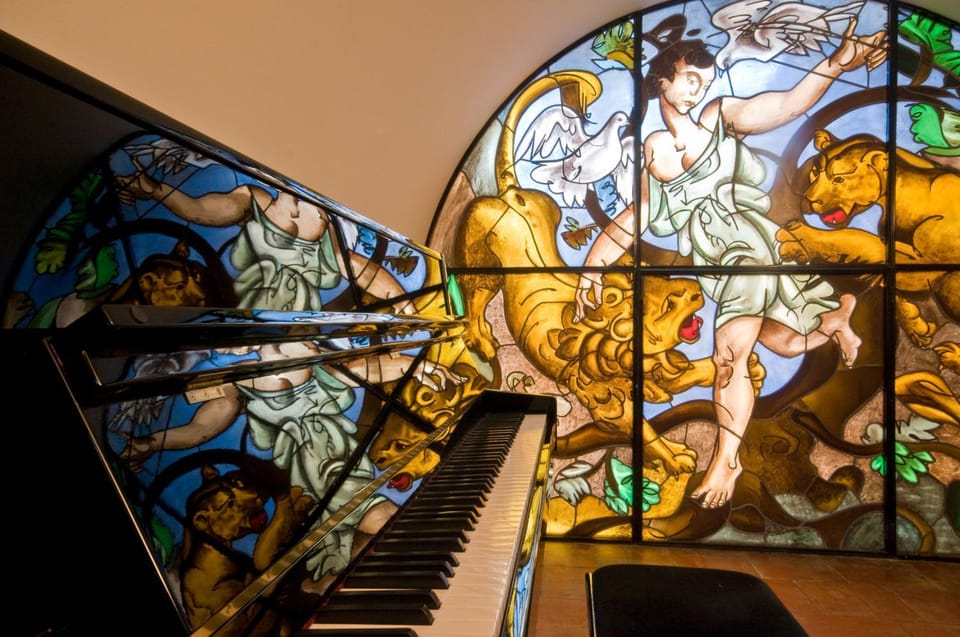 Living room, Internal: Not applicable to any particular room