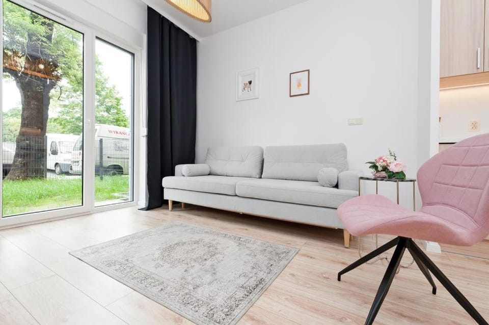 Living room, Garden view
