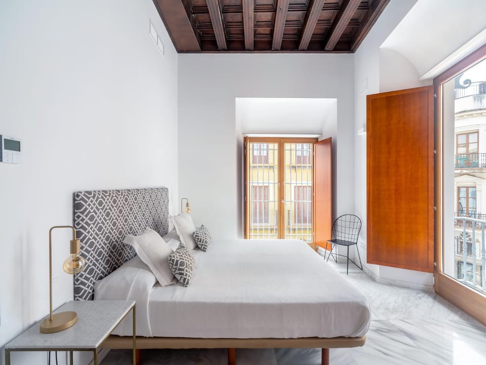 Bed, Bedroom