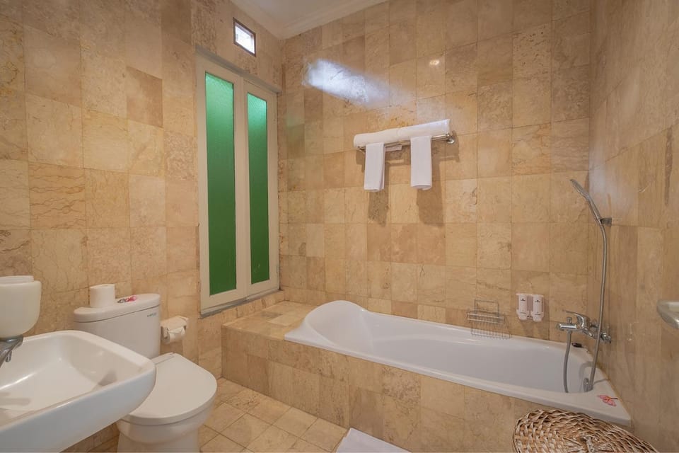 Toilet, Bathroom