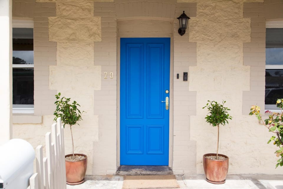 Facade/entrance